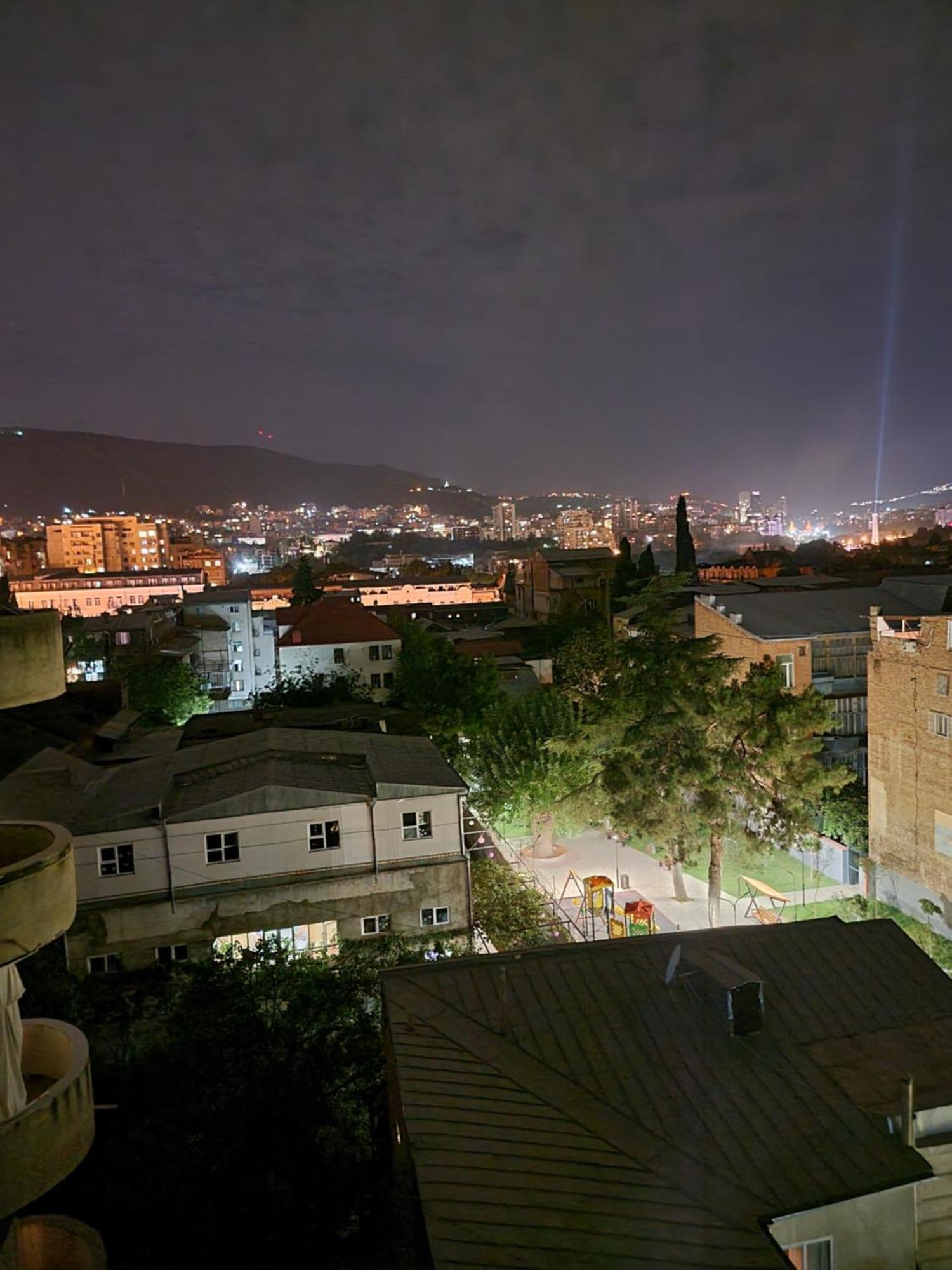 Cozy & Sweet Home Tbilisi Exteriör bild